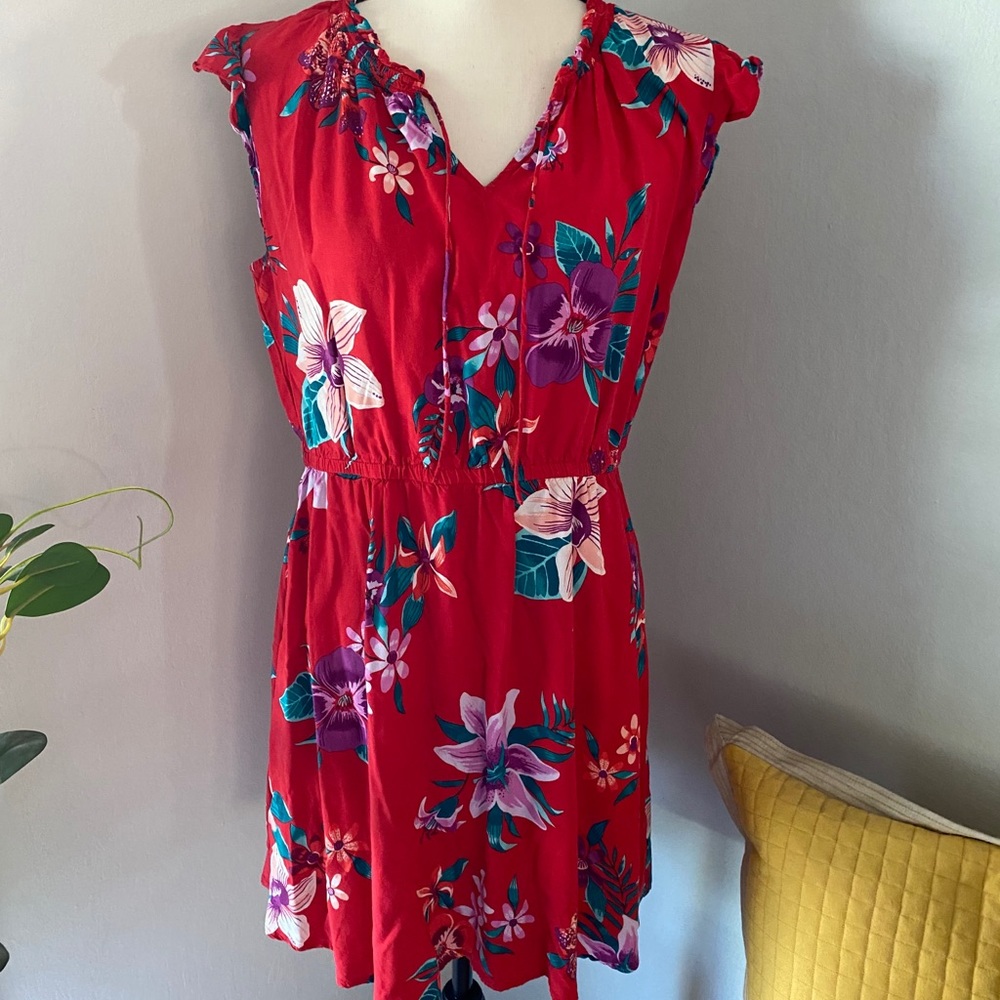 Old Navy Red Floral Hawaiian Pattern Dress